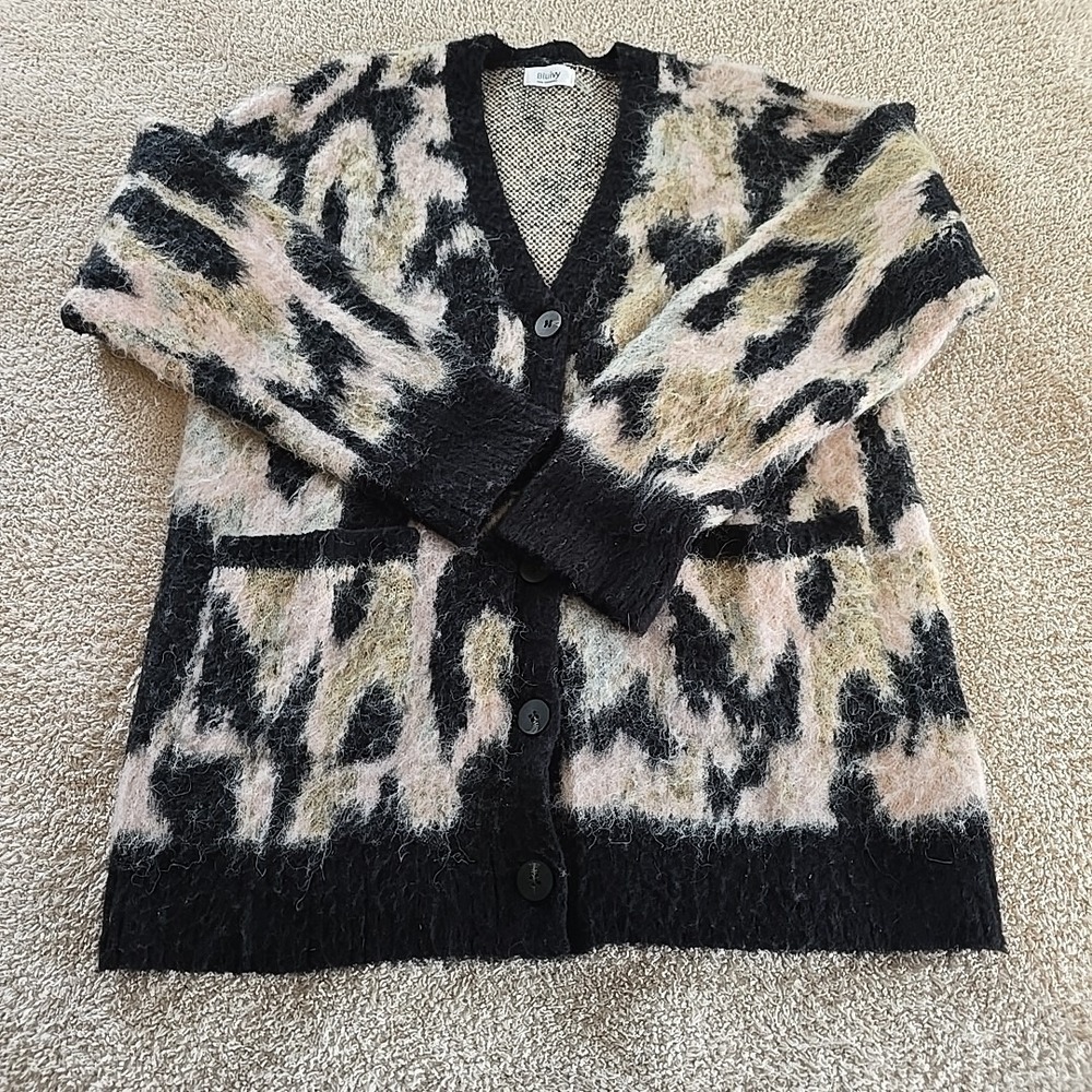 Bluivy Farrah Cardigan Sweater Leopard Print Button-Up Size M/L Incredibly Soft!